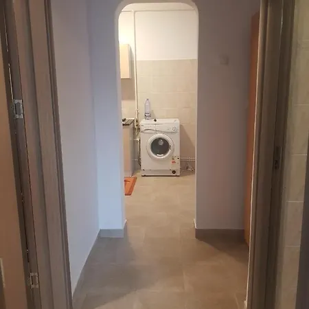 Modern 2-bedroom Near Mamaia