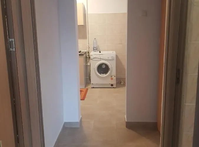 Cu 2 Situat La 5 Minute De Statiunea Mamaia